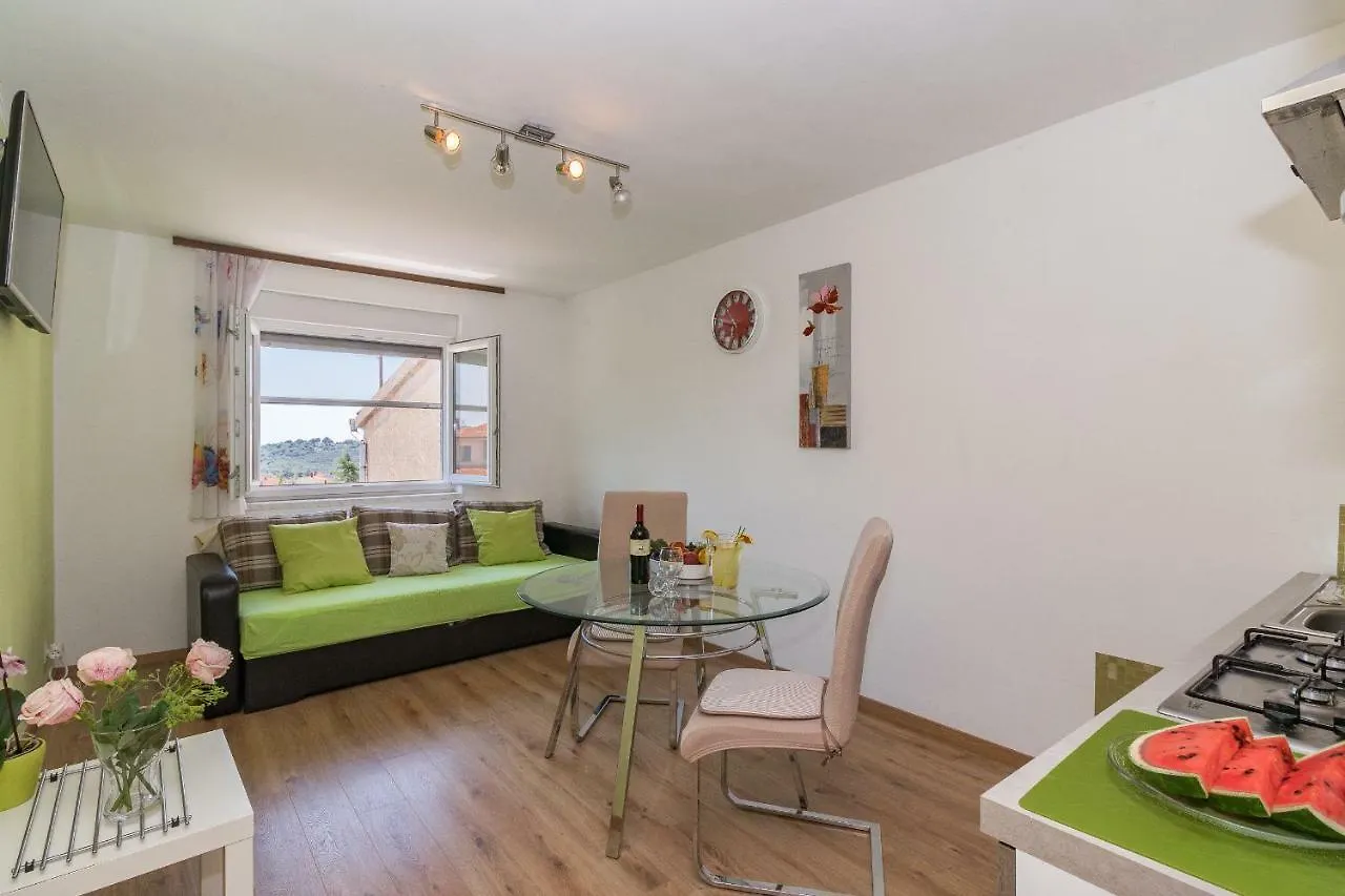 Guesthouse Adria 3*, Pula Croatia